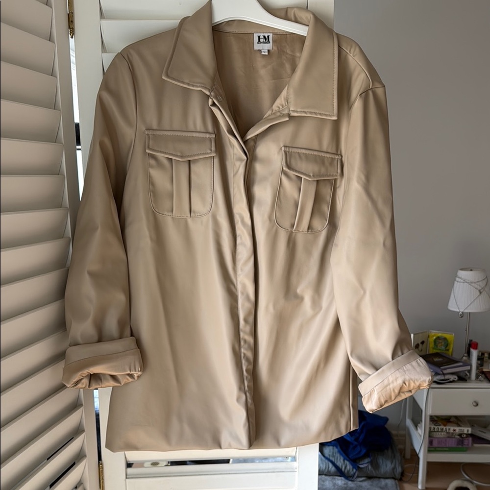 Women's Tan Jacket